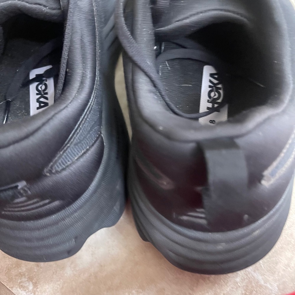 Hoka one one Bondi 8 Wide Mens 10.5 2E Triple Black Running Shoes athletic  euc - Picture 6 of 10
